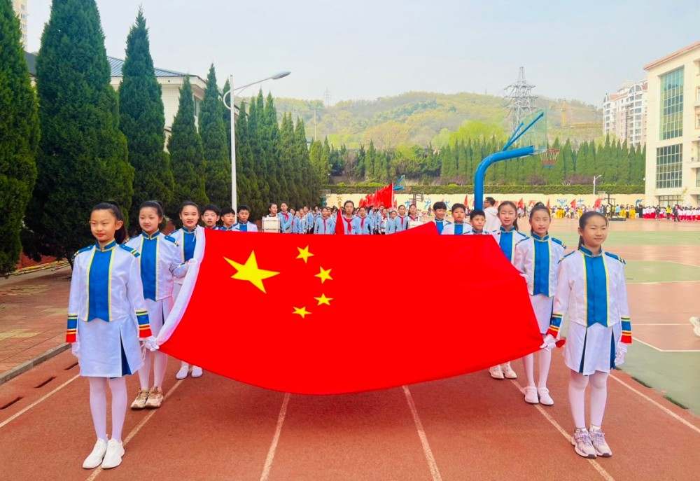 科技文體交融，“五育”之花盛放 ——北竹島小學(xué)第十四屆科技·文化·體育綜合運(yùn)動(dòng)會(huì)盛大開(kāi)幕
